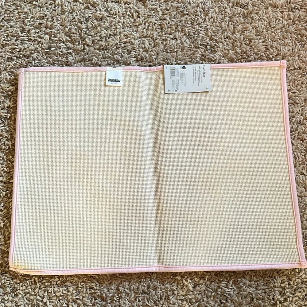 Lip Print Bath Rug NWT